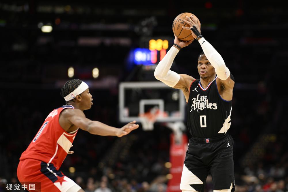 使得球队仍 使得球队仍