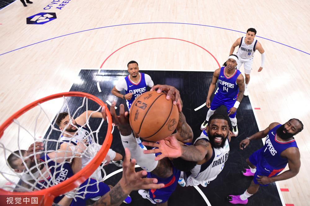 尽管洛夫顿 尽管洛夫顿